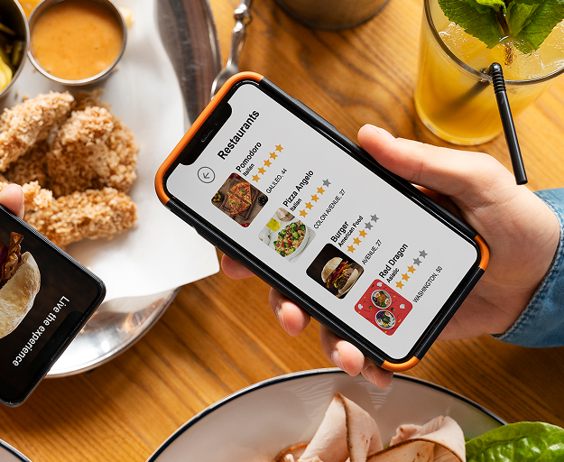 Person using food app